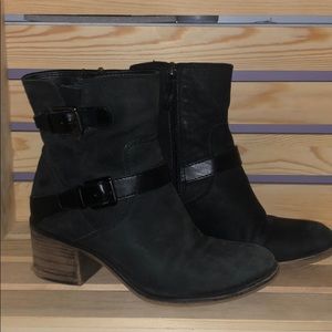 buckle booties